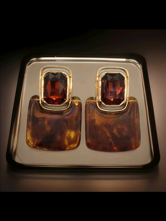 Vintage Jewelry - Vintage Retro Large Crystal Rootbeer Geometric Doorknocker Gold Drop Earrings